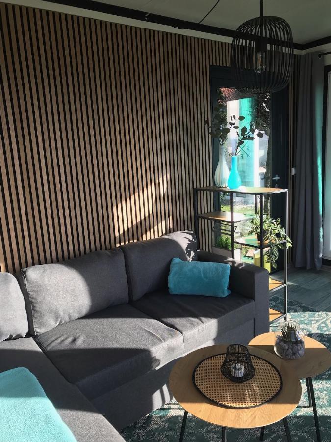 פסאו Tiny-House Mit Alpen- Stadt- Und Poolblick , Wlan מראה חיצוני תמונה
