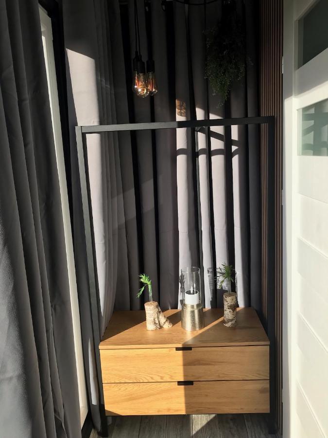 פסאו Tiny-House Mit Alpen- Stadt- Und Poolblick , Wlan מראה חיצוני תמונה