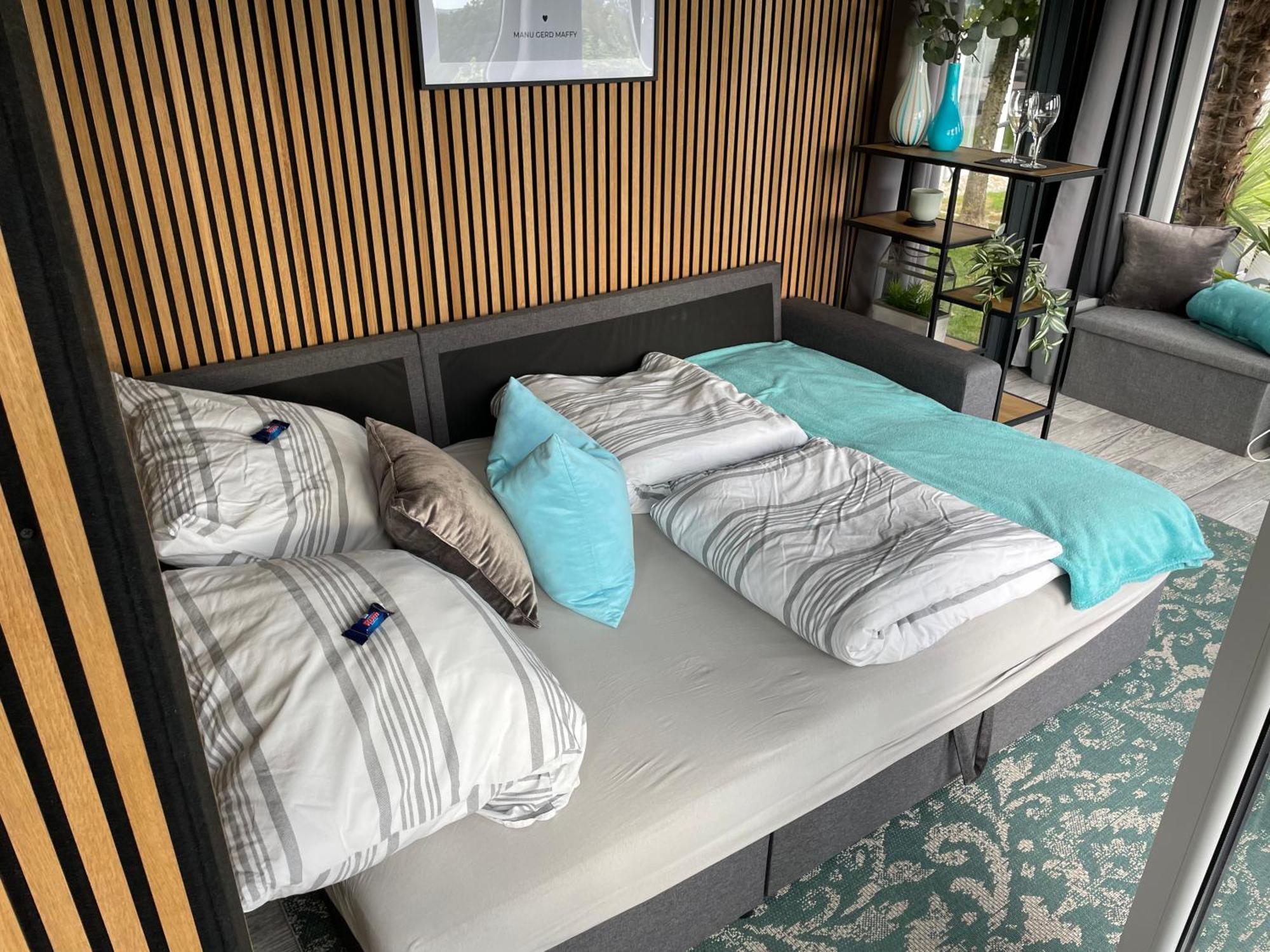 פסאו Tiny-House Mit Alpen- Stadt- Und Poolblick , Wlan מראה חיצוני תמונה